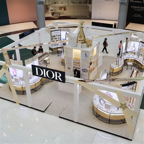 dior tears pop-up|Dior pop up stores.